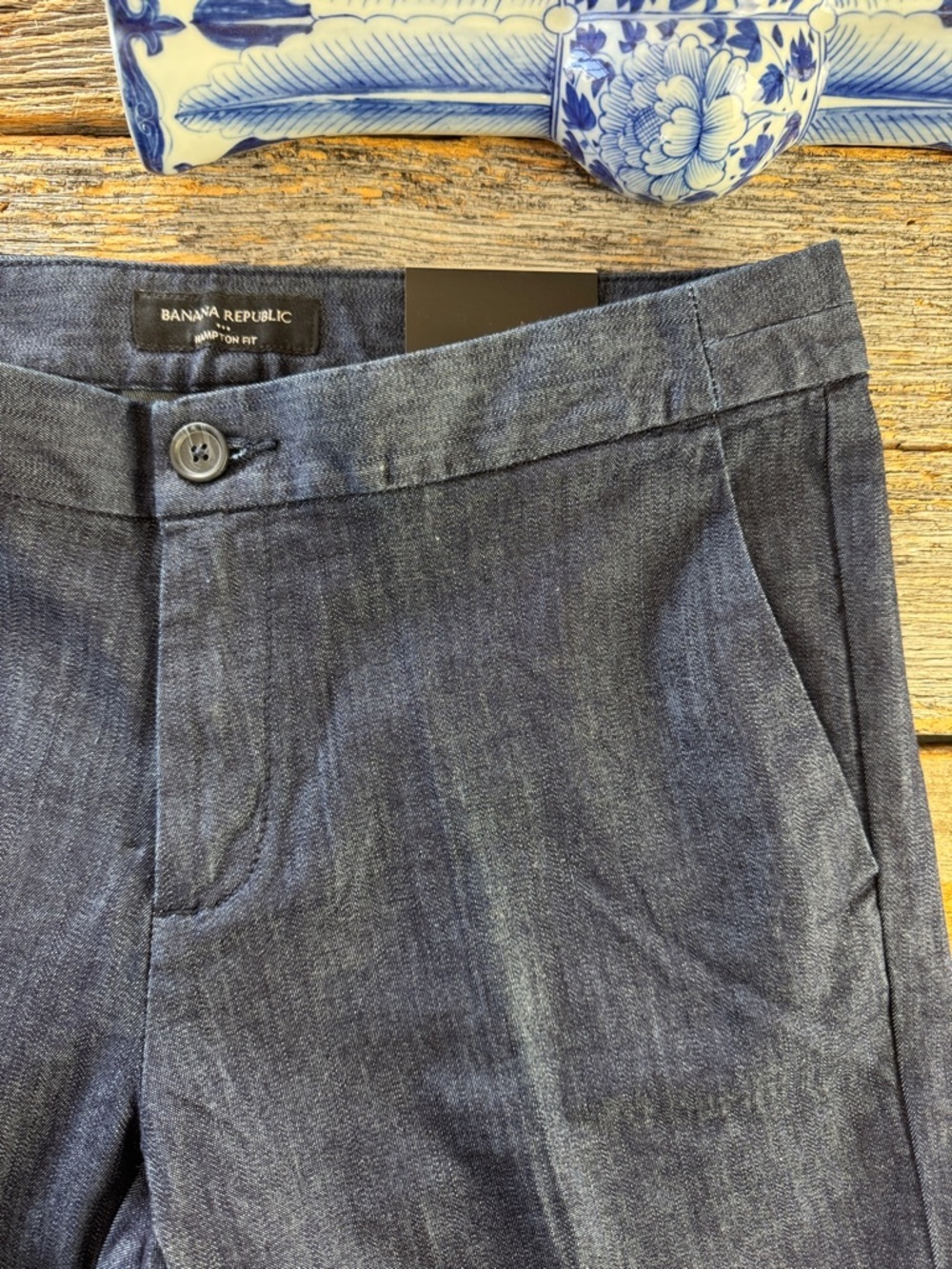 Banana Republic Blue Denim Bermuda Short Size 27 NWOT